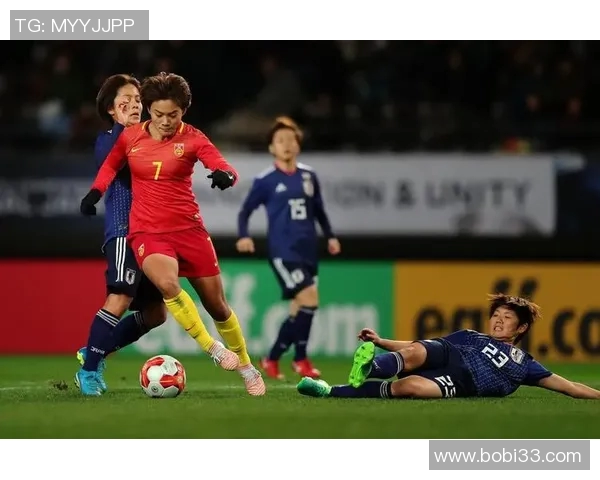 2013东亚杯精彩对决韩国队与日本队的巅峰之战回顾与分析